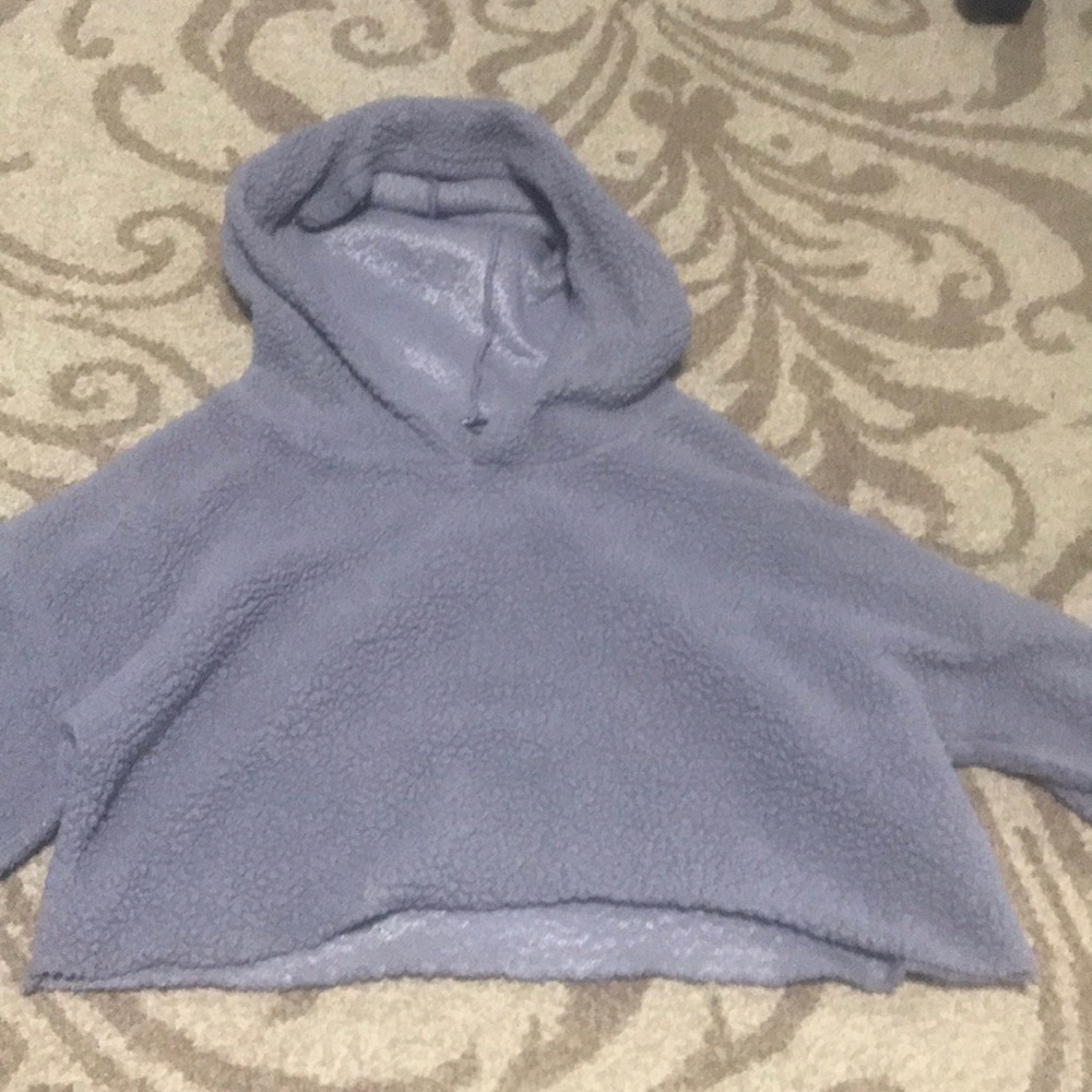 cropped hoodie